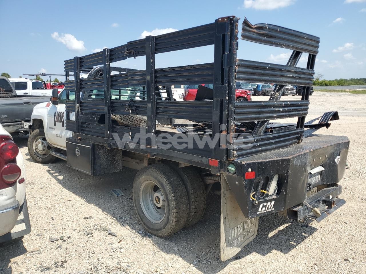 Photo 2 of 2019 CHEVROLET SILVERADO K3500 (VIN 1GB3KVCY1KF192846)