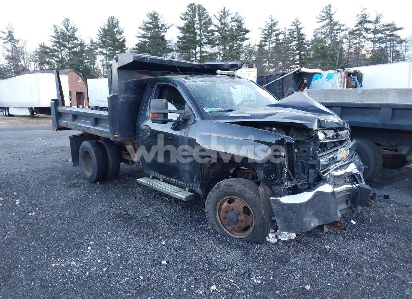 2016 Chevrolet Silverado 3500HD CHASSIS WT (VIN 1GB3KYC86GF293258) main photo