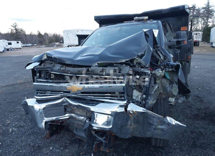 Photo 11 of 2016 Chevrolet Silverado 3500HD CHASSIS WT (VIN 1GB3KYC86GF293258)