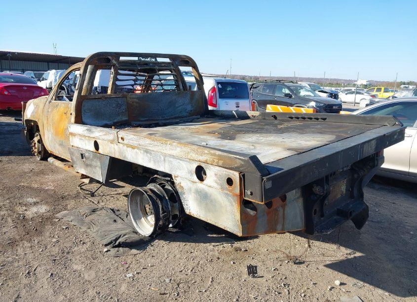 Photo 3 of 2015 Chevrolet Silverado 3500HD CHASSIS WT (VIN 1GB3KYC88FF151489)