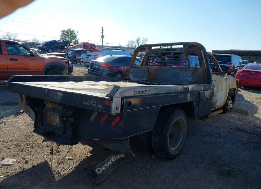 Photo 4 of 2015 Chevrolet Silverado 3500HD CHASSIS WT (VIN 1GB3KYC88FF151489)