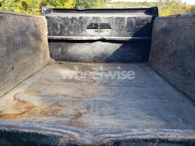 Photo 11 of 2015 CHEVROLET SILVERADO K3500 (VIN 1GB3KYCG6FZ530299)