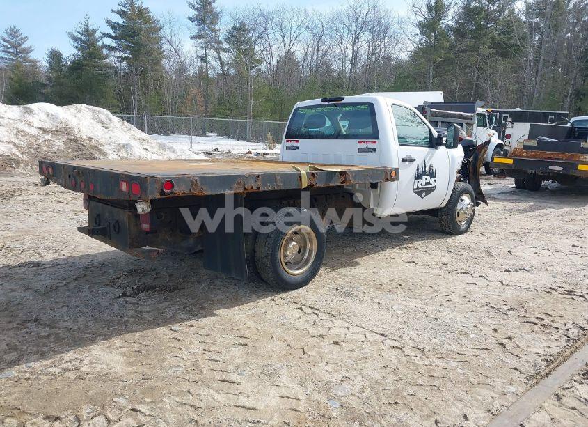 Photo 4 of 2011 Chevrolet Silverado 3500HD CHASSIS WORK TRUCK (VIN 1GB3KZCG8BF117253)