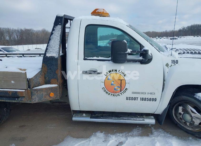 Photo 15 of 2012 Chevrolet Silverado 3500HD CHASSIS WORK TRUCK (VIN 1GB3KZCL8CF131488)