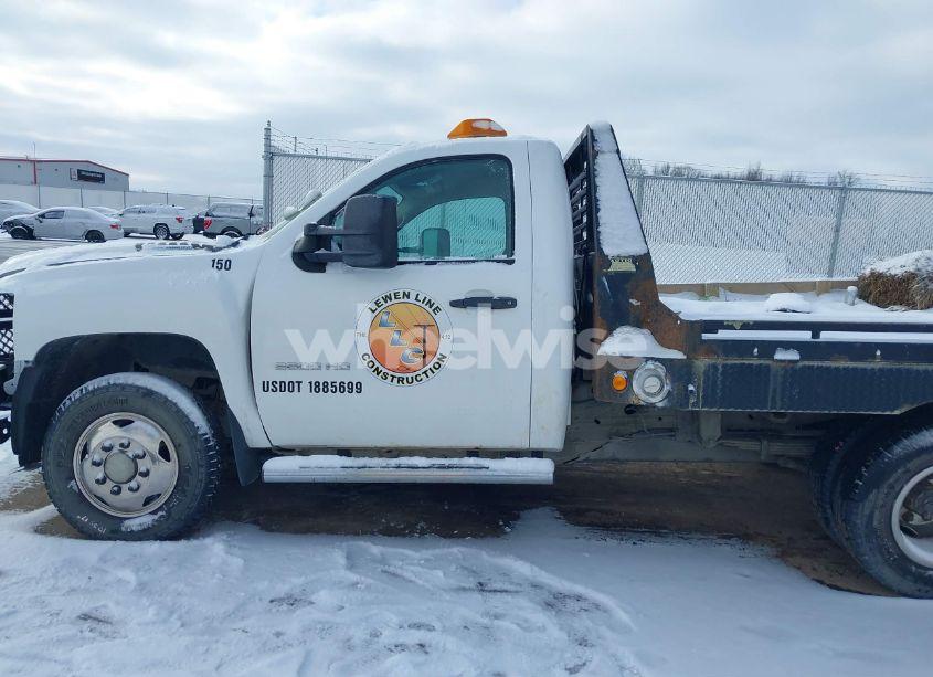 Photo 16 of 2012 Chevrolet Silverado 3500HD CHASSIS WORK TRUCK (VIN 1GB3KZCL8CF131488)