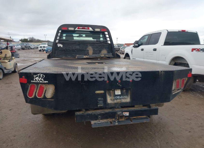 Photo 15 of 2022 Chevrolet Silverado 3500HD CHASSIS WORK TRUCK (VIN 1GB3YSE74NF243309)