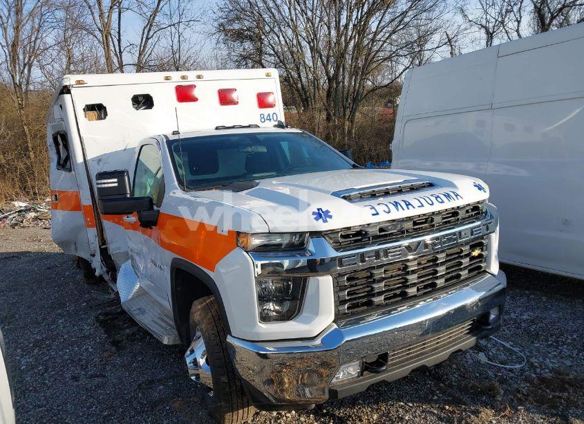 2023 Chevrolet Silverado 3500HD CHASSIS LT (VIN 1GB3YTE75PF220985) main photo