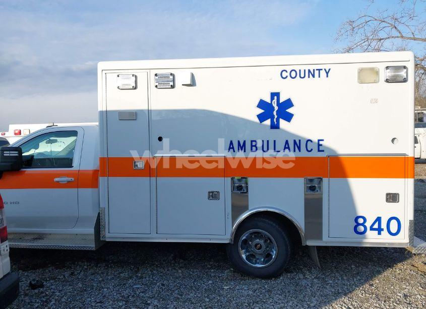 Photo 16 of 2023 Chevrolet Silverado 3500HD CHASSIS LT (VIN 1GB3YTE75PF220985)