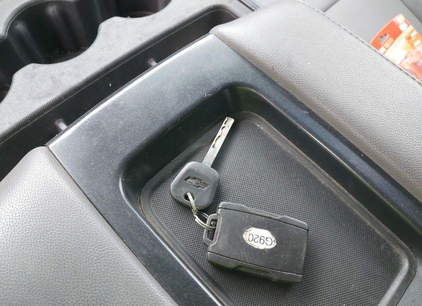 Photo 10 of 2016 Chevrolet Silverado 3500HD CHASSIS WT (VIN 1GB4CYC81GF112648)