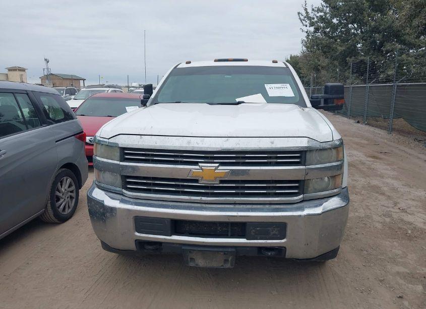 Photo 12 of 2016 Chevrolet Silverado 3500HD CHASSIS WT (VIN 1GB4CYC81GF112648)