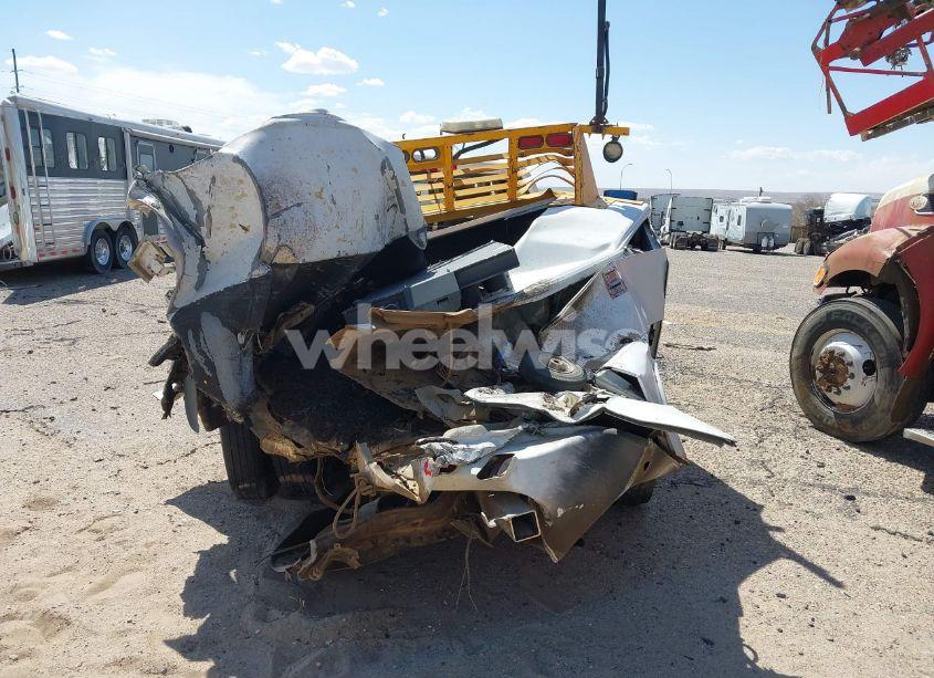 Photo 15 of 2015 Chevrolet Silverado 3500HD CHASSIS WT (VIN 1GB4CYC85FF164640)