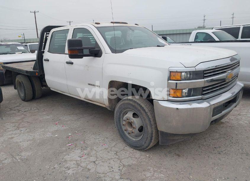 2017 Chevrolet Silverado 3500HD CHASSIS WT (VIN 1GB4CYCG3HF131453) main photo