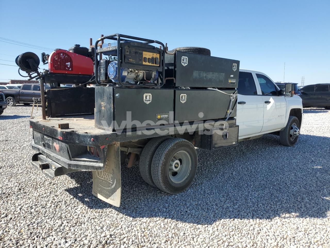 Photo 3 of 2018 CHEVROLET SILVERADO UTILITY / SERVICE TRUCK (VIN 1GB4CYCG3JF281228)