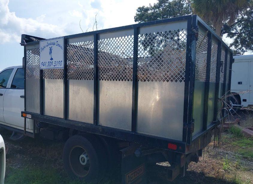 Photo 18 of 2018 Chevrolet Silverado 3500HD CHASSIS WT (VIN 1GB4CYCG4JF107619)