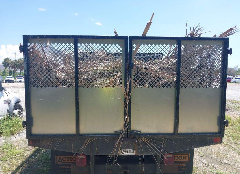 Photo 6 of 2018 Chevrolet Silverado 3500HD CHASSIS WT (VIN 1GB4CYCG4JF107619)