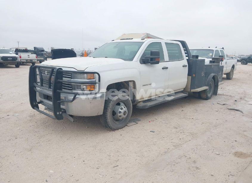 Photo 2 of 2015 Chevrolet Silverado 3500HD CHASSIS WT (VIN 1GB4CYCG6FF502263)