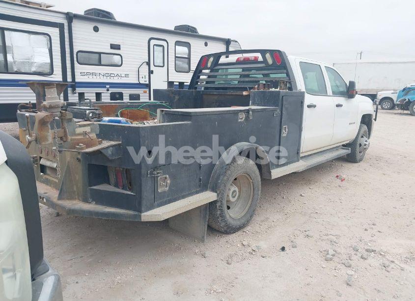 Photo 4 of 2015 Chevrolet Silverado 3500HD CHASSIS WT (VIN 1GB4CYCG6FF502263)