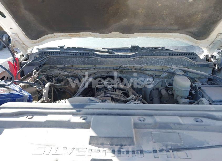 Photo 9 of 2015 Chevrolet Silverado 3500HD CHASSIS WT (VIN 1GB4CYCG6FF502263)