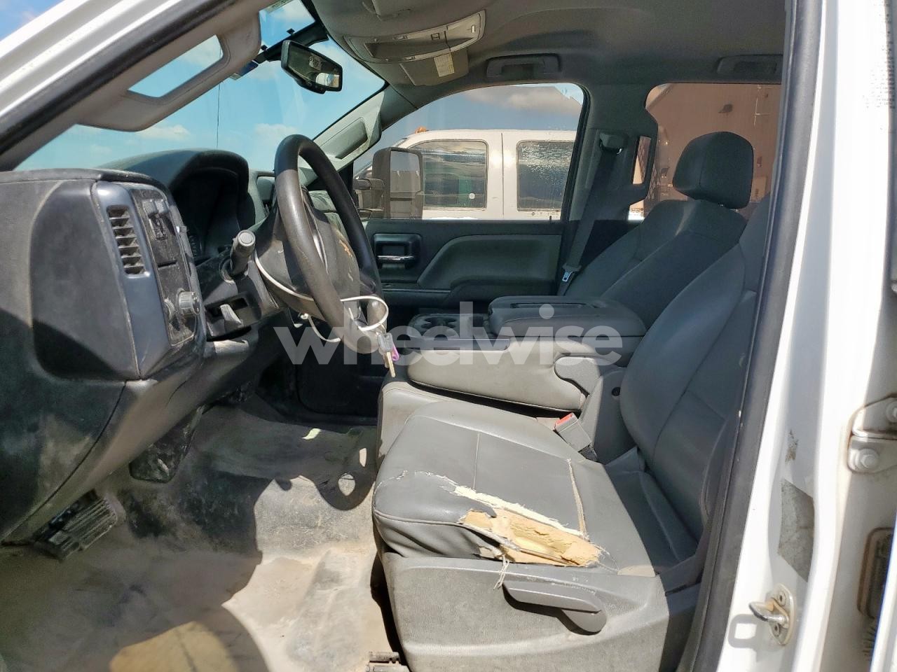 Photo 7 of 2017 CHEVROLET SILVERADO C3500 (VIN 1GB4CYCG7HF133674)