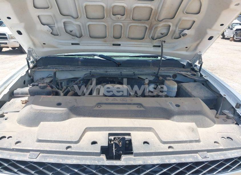 Photo 9 of 2011 Chevrolet Silverado 3500HD CHASSIS WORK TRUCK (VIN 1GB4CZCG4BF130034)