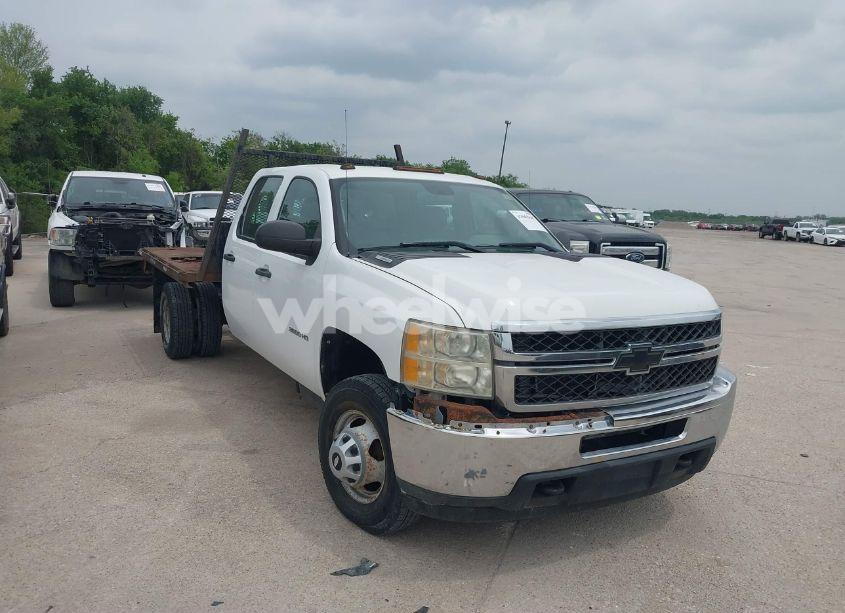 2011 Chevrolet Silverado 3500HD WORK TRUCK (VIN 1GB4CZCL3BF180338) main photo