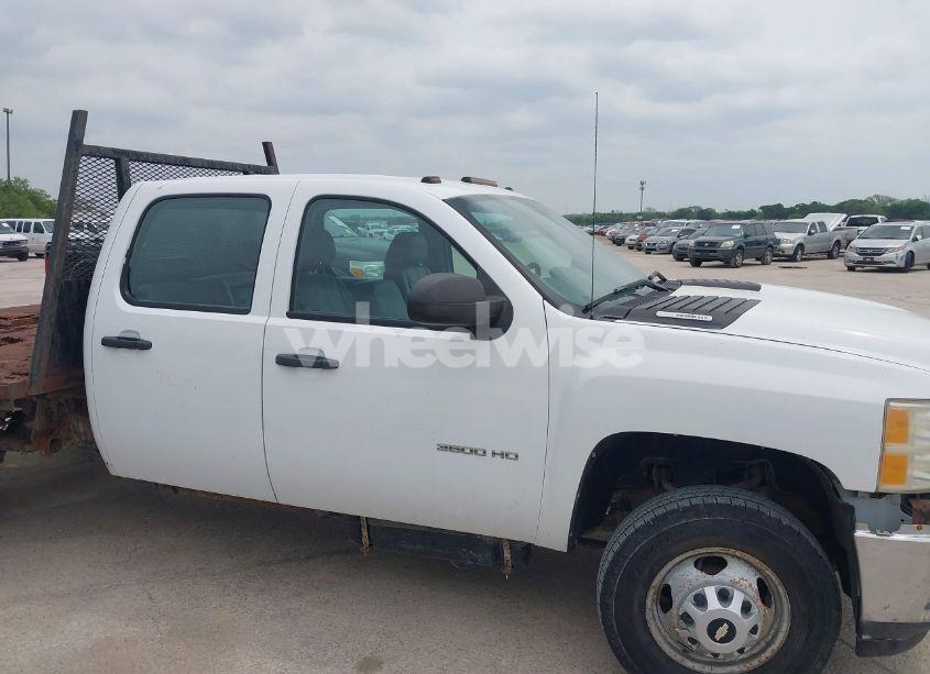 Photo 13 of 2011 Chevrolet Silverado 3500HD WORK TRUCK (VIN 1GB4CZCL3BF180338)