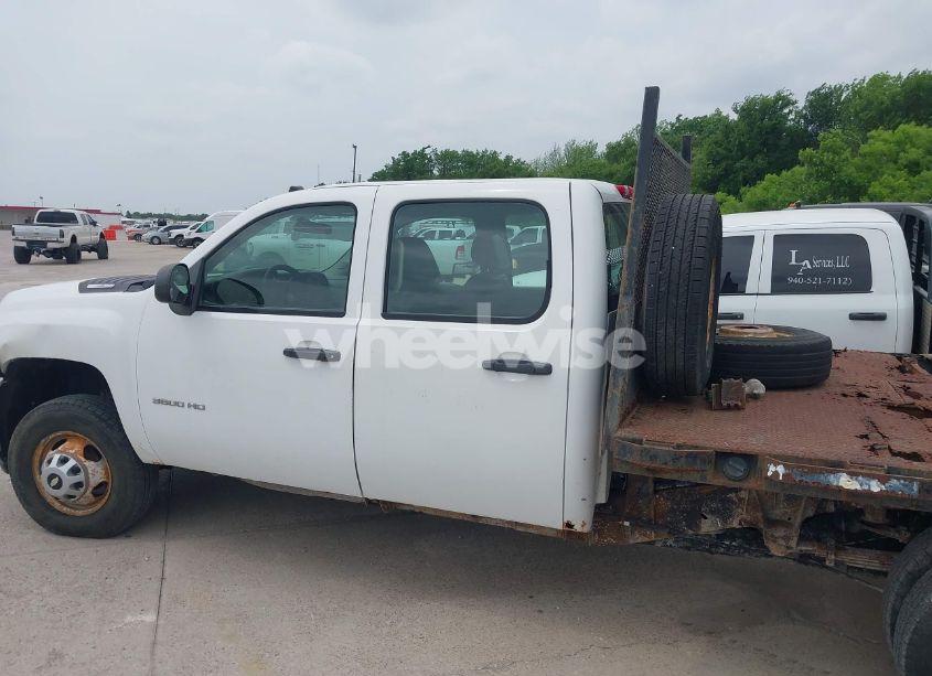 Photo 14 of 2011 Chevrolet Silverado 3500HD WORK TRUCK (VIN 1GB4CZCL3BF180338)