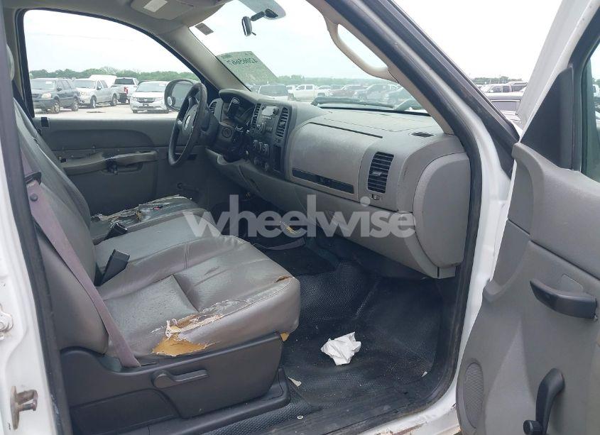 Photo 18 of 2011 Chevrolet Silverado 3500HD WORK TRUCK (VIN 1GB4CZCL3BF180338)