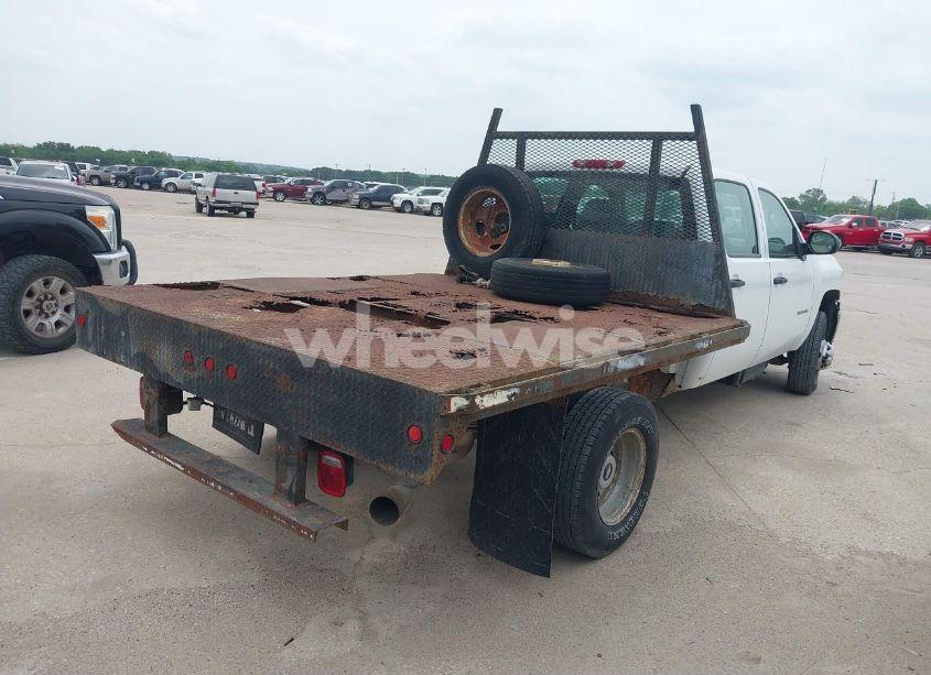 Photo 4 of 2011 Chevrolet Silverado 3500HD WORK TRUCK (VIN 1GB4CZCL3BF180338)