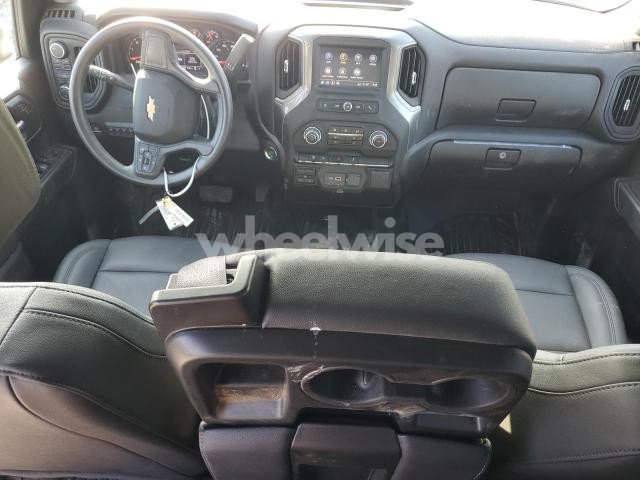 Photo 6 of 2025 CHEVROLET SILVERADO K3500 (VIN 1GB4KSEY0SF223309)