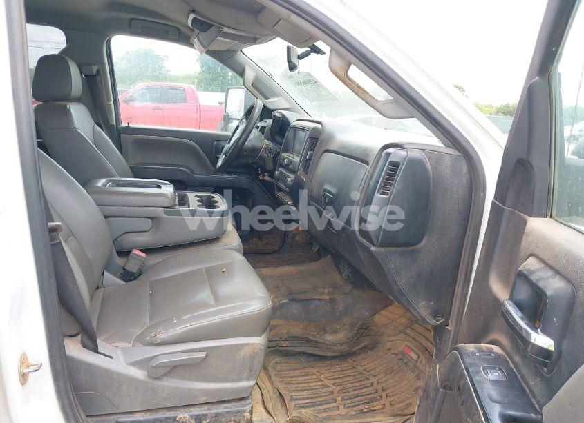 Photo 7 of 2019 Chevrolet Silverado 3500HD CHASSIS WT (VIN 1GB4KVCY1KF160662)