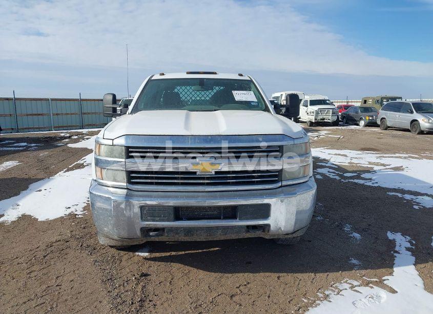 Photo 12 of 2015 Chevrolet Silverado 3500HD CHASSIS WT (VIN 1GB4KYC89FF172100)