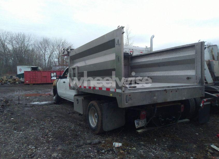Photo 3 of 2015 Chevrolet Silverado 3500HD CHASSIS WT (VIN 1GB4KYC89FF668255)