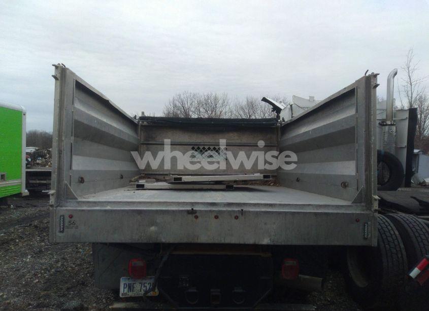 Photo 8 of 2015 Chevrolet Silverado 3500HD CHASSIS WT (VIN 1GB4KYC89FF668255)