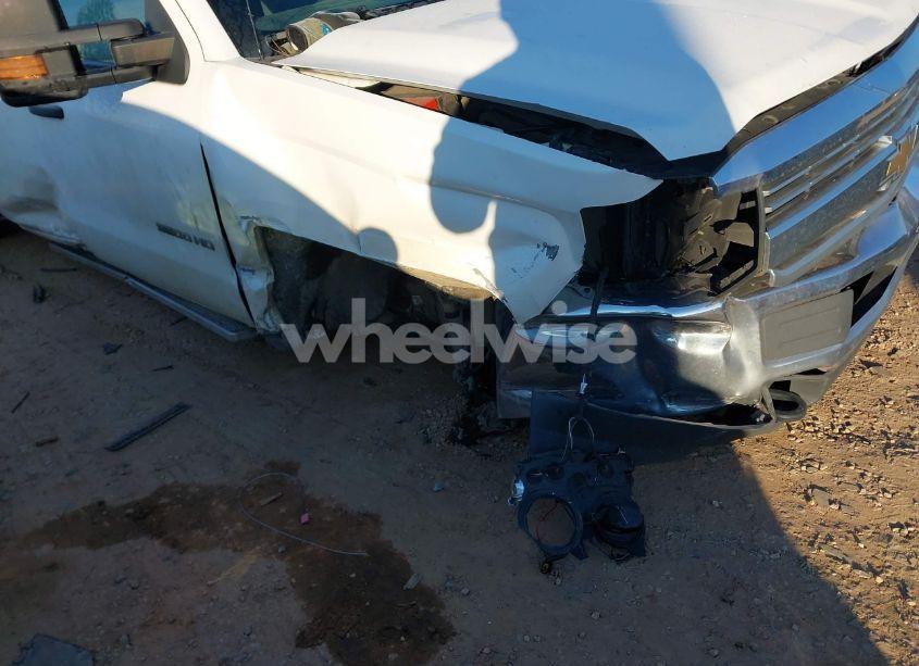 Photo 12 of 2015 Chevrolet Silverado 3500HD CHASSIS WT (VIN 1GB4KYCG3FF659056)