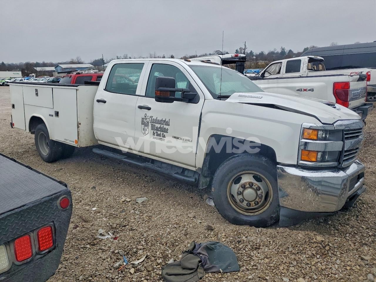 Photo 4 of 2018 CHEV SILVERADO 3500 HD WO (VIN 1GB4KYCY0JF246884)