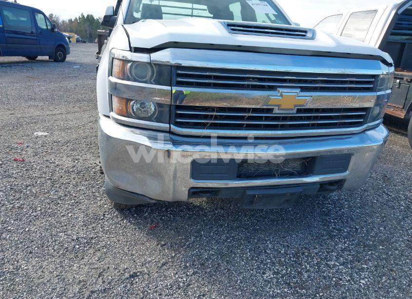 Photo 10 of 2017 Chevrolet Silverado 3500HD CHASSIS WT (VIN 1GB4KYCY2HF213461)