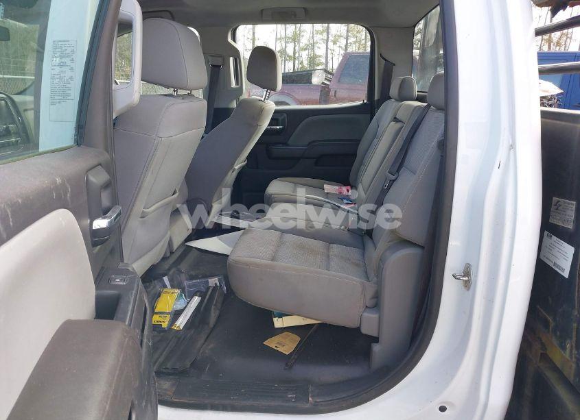 Photo 7 of 2017 Chevrolet Silverado 3500HD CHASSIS WT (VIN 1GB4KYCY2HF213461)