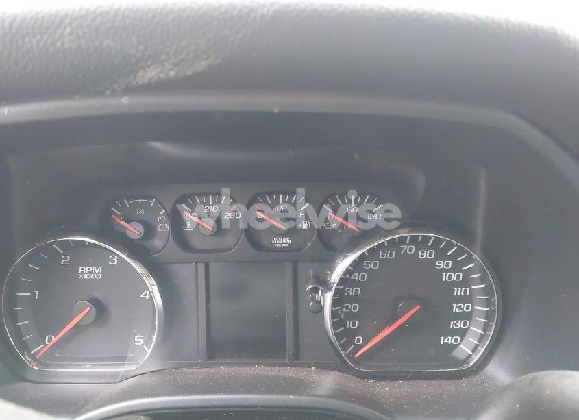 Photo 5 of 2018 Chevrolet Silverado 3500HD CHASSIS WT (VIN 1GB4KYCY3JF158329)