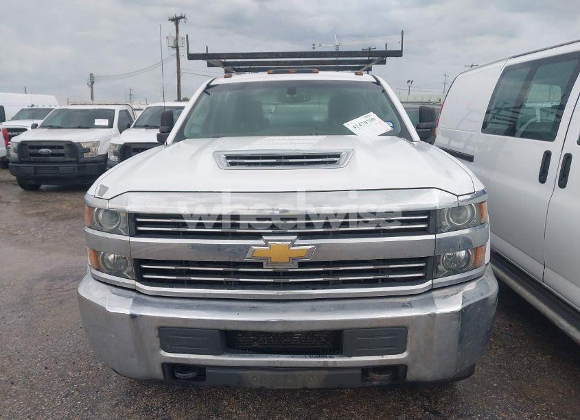 Photo 12 of 2017 Chevrolet Silverado 3500HD CHASSIS WT (VIN 1GB4KYCY4HF178552)