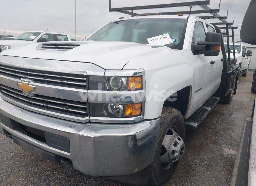 Photo 2 of 2017 Chevrolet Silverado 3500HD CHASSIS WT (VIN 1GB4KYCY4HF178552)