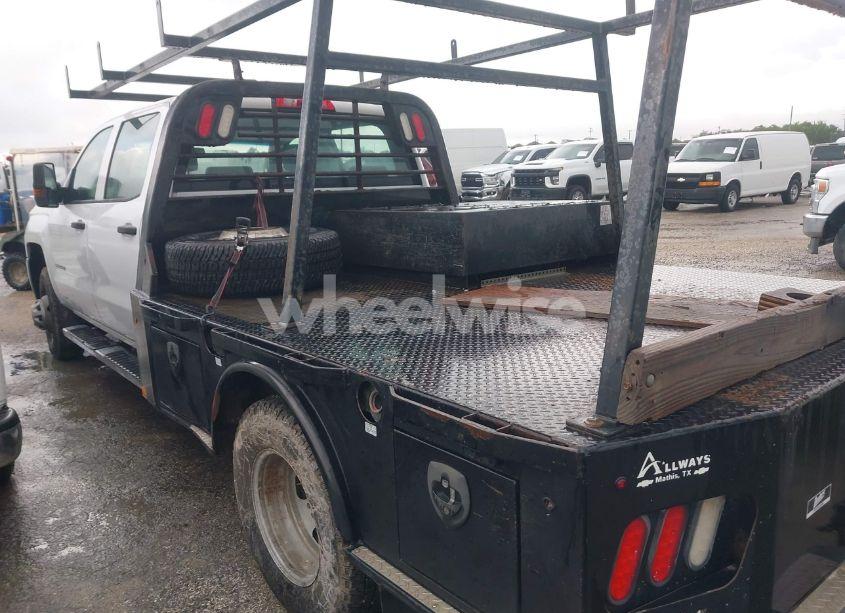 Photo 3 of 2017 Chevrolet Silverado 3500HD CHASSIS WT (VIN 1GB4KYCY4HF178552)