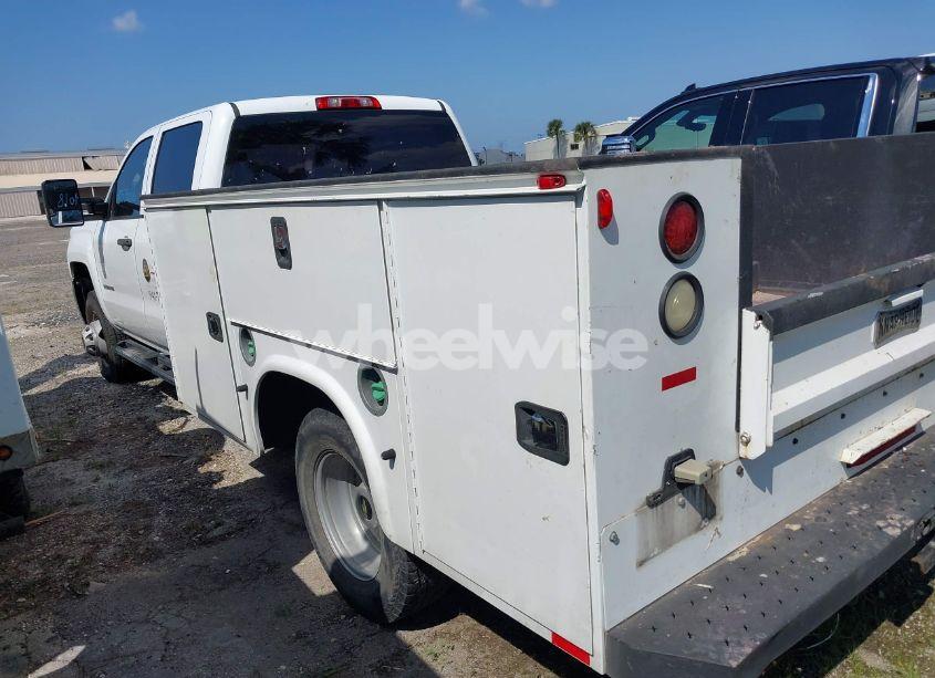 Photo 14 of 2018 Chevrolet Silverado 3500HD CHASSIS WT (VIN 1GB4KYCY9JF174308)