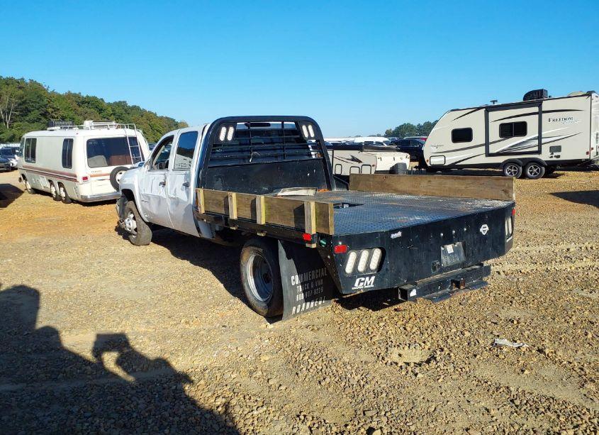 Photo 3 of 2013 Chevrolet Silverado 3500HD CHASSIS WORK TRUCK (VIN 1GB4KZC83DF198579)