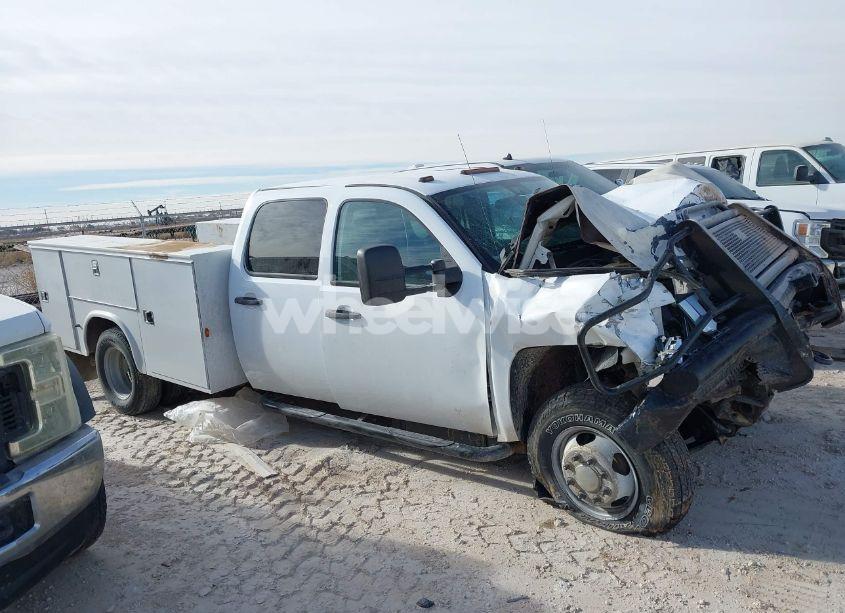 Photo 13 of 2013 Chevrolet Silverado 3500HD CHASSIS WORK TRUCK (VIN 1GB4KZC88DF242804)