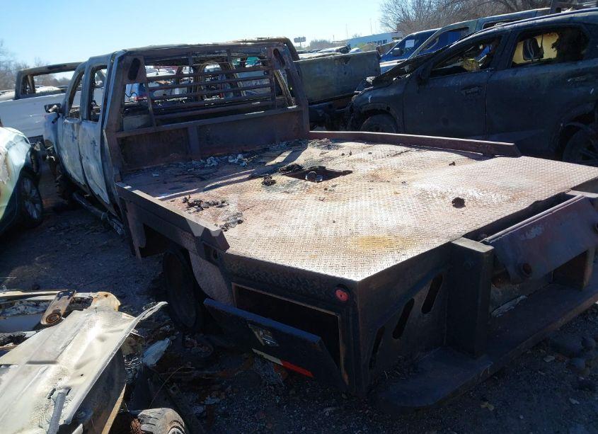 Photo 3 of 2013 Chevrolet Silverado 3500HD CHASSIS WORK TRUCK (VIN 1GB4KZCGXDF111185)