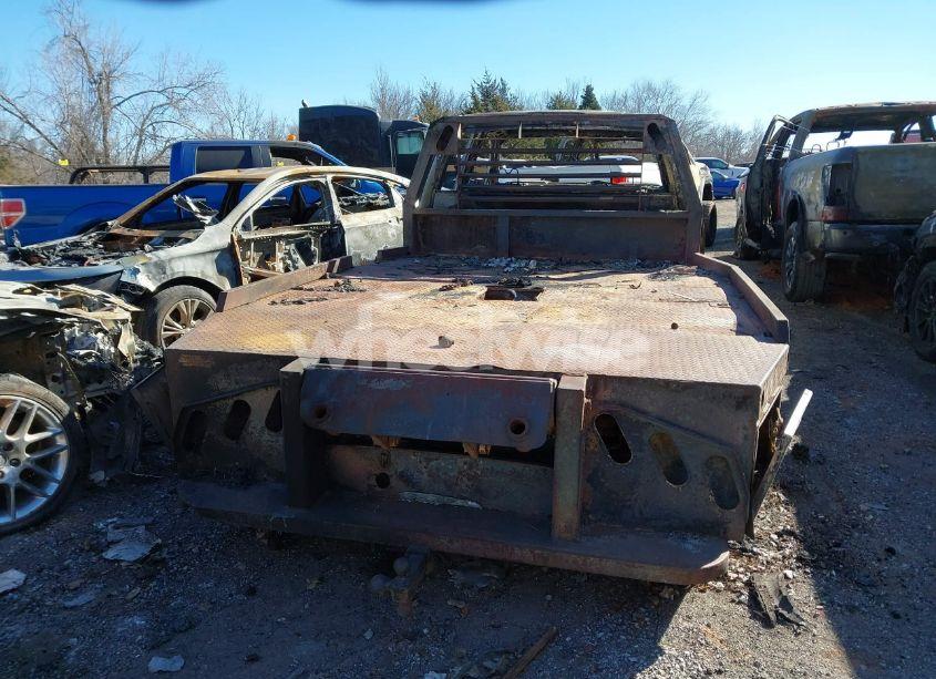 Photo 8 of 2013 Chevrolet Silverado 3500HD CHASSIS WORK TRUCK (VIN 1GB4KZCGXDF111185)