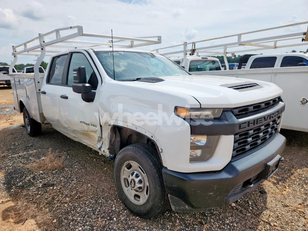 Photo 4 of 2023 CHEVROLET SILVERADO C2500 HEAVY DUTY (VIN 1GB4WLE77PF238057)