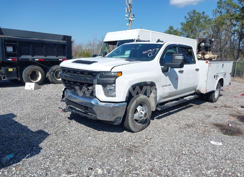 Photo 2 of 2021 Chevrolet Silverado 3500HD CHASSIS WORK TRUCK (VIN 1GB4WRE79MF208217)