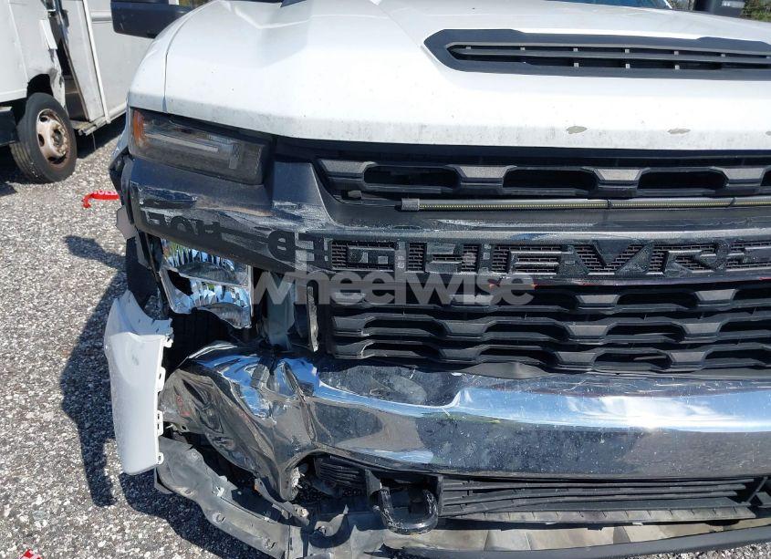 Photo 6 of 2021 Chevrolet Silverado 3500HD CHASSIS WORK TRUCK (VIN 1GB4WRE79MF208217)